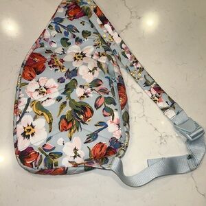 Vera Bradley Floral Sling Bag
Blue floral design